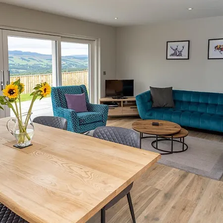 The Annexe, Luxury Property With Hot Tub At Pitilie Pods Aberfeldy Exterior photo