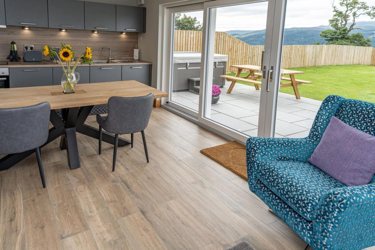 Villa The Annexe, Luxury With Hot Tub At Pitilie Pods *