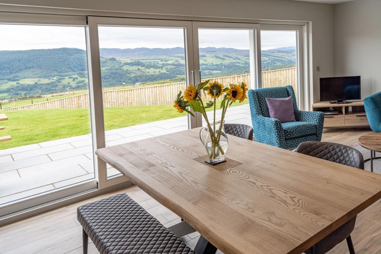 The Annexe, Luxury With Hot Tub At Pitilie Pods