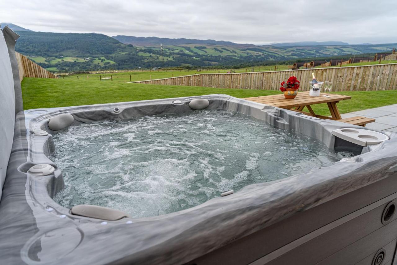 The Annexe, Luxury With Hot Tub At Pitilie Pods Villa *